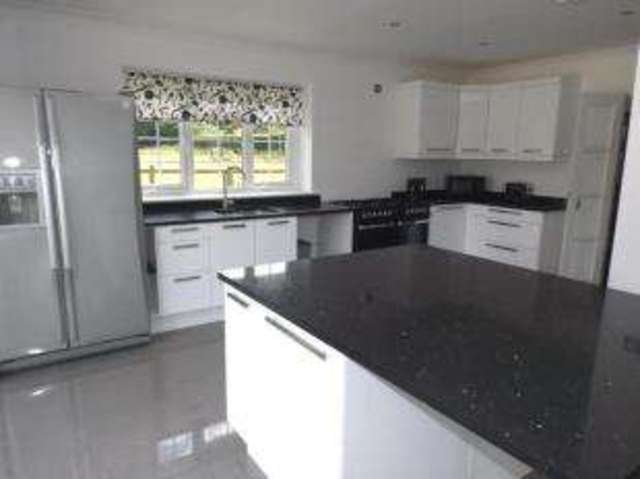  Image of 4 bedroom Semi-Detached house for sale in Tylers Causeway Newgate Street Hertford SG13 at Tylers Causeway Newgate Street Epping Green, SG13 8QN
