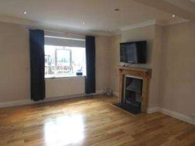  Image of 4 bedroom Semi-Detached house for sale in Tylers Causeway Newgate Street Hertford SG13 at Tylers Causeway Newgate Street Epping Green, SG13 8QN