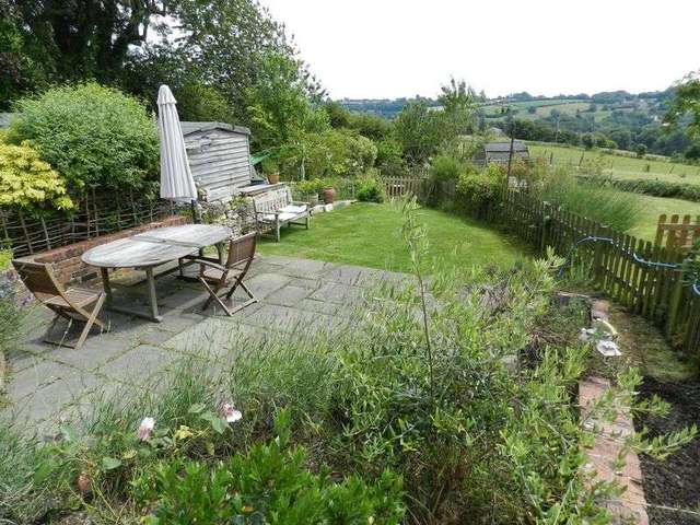  Image of 4 bedroom Terraced house for sale in Boscombe Lane Horsley Stroud GL6 at Boscombe Lane Horsley Stroud, GL6 0PZ