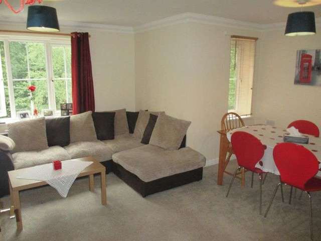  Image of 2 bedroom Flat for sale in Elvetham Rise Chineham Basingstoke RG24 at Elvetham Rise Chineham Basingstoke, RG24 8ET