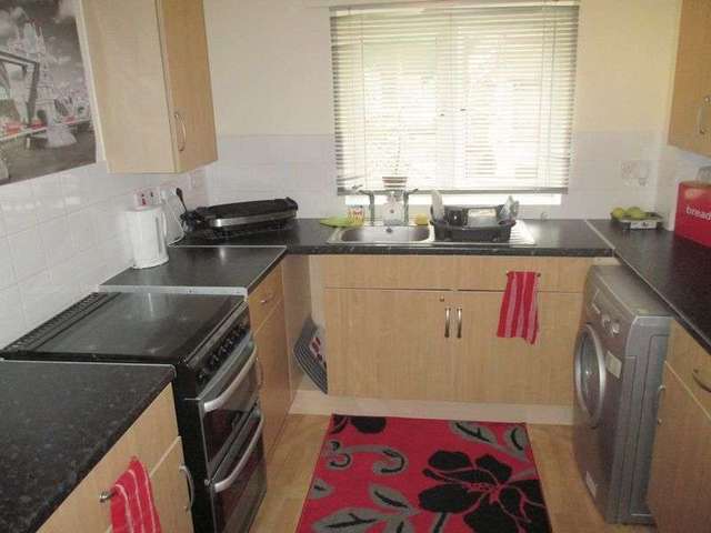  Image of 2 bedroom Flat for sale in Elvetham Rise Chineham Basingstoke RG24 at Elvetham Rise Chineham Basingstoke, RG24 8ET