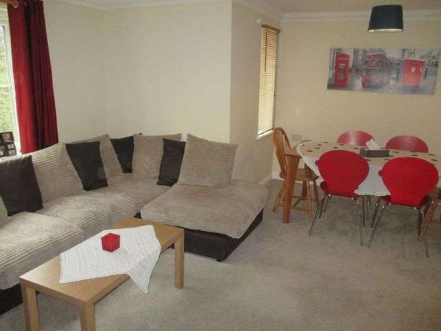  Image of 2 bedroom Flat for sale in Elvetham Rise Chineham Basingstoke RG24 at Elvetham Rise Chineham Basingstoke, RG24 8ET