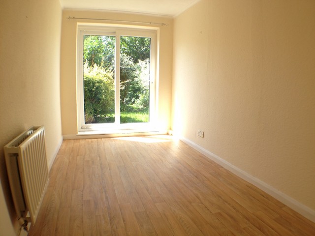  Image of 2 bedroom Detached house to rent in Cambrai Avenue Chichester PO19 at Chichester, PO19 7UY