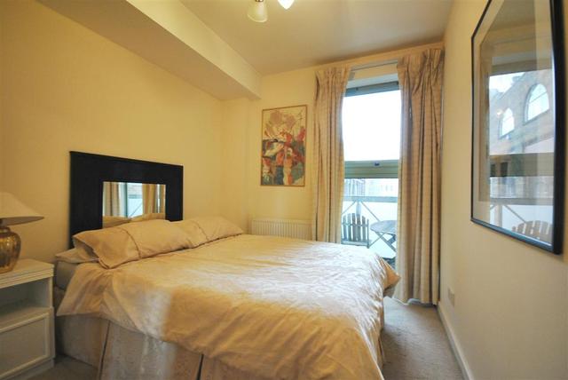  Image of 2 bedroom Flat to rent in Mortimer Street London W1T at London, W1T 3JE
