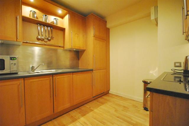  Image of 2 bedroom Flat to rent in Mortimer Street London W1T at London, W1T 3JE
