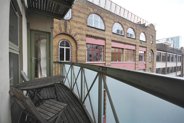  Image of 2 bedroom Flat to rent in Mortimer Street London W1T at London, W1T 3JE