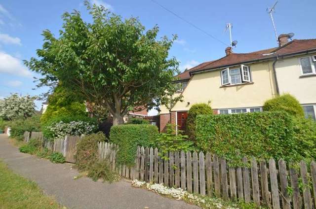  Image of 3 bedroom Detached house for sale in Broadley Green Windlesham GU20 at Windlesham, GU20 6AJ