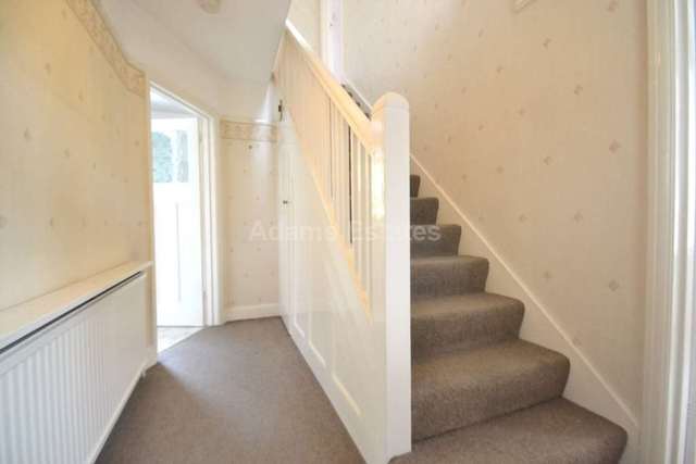  Image of 4 bedroom Detached house to rent in Church Road Earley Reading RG6 at Church Road Earley Reading, RG6 1HT