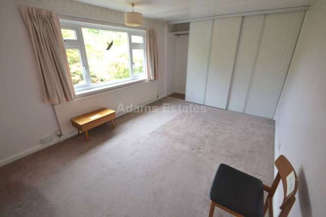  Image of 4 bedroom Detached house to rent in Church Road Earley Reading RG6 at Church Road Earley Reading, RG6 1HT