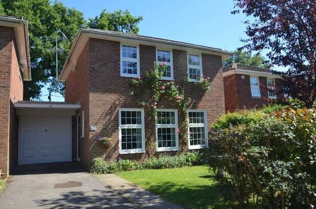  Image of 4 bedroom Detached house for sale in Atfield Grove Windlesham GU20 at Windlesham, GU20 6DP