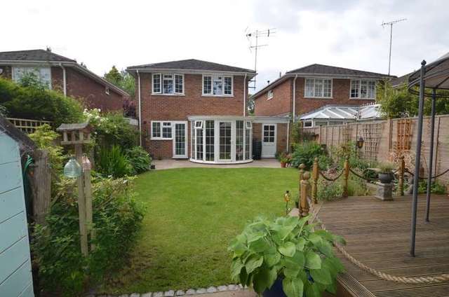  Image of 4 bedroom Detached house for sale in Atfield Grove Windlesham GU20 at Windlesham, GU20 6DP