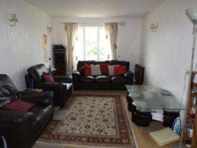  Image of 1 bedroom Flat for sale in Cambridge Road London E11 at 56 Cambridge Road Wanstead Leytonstone, E11 2PS