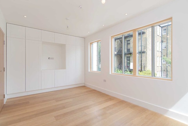  Image of 3 bedroom Terraced house for sale in Herne Hill London SE24 at Milkwood Road  Herne Hill, SE24 9QH