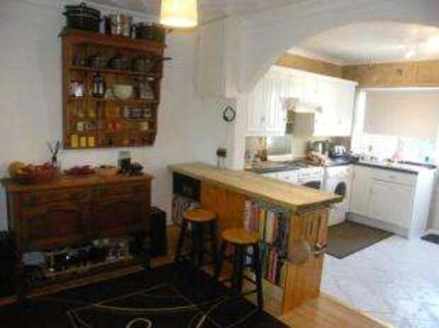  Image of 3 bedroom Terraced house for sale in Abbey View Road Swindon SN25 at Swindon Wiltshire Haydon Wick, SN25 3DN