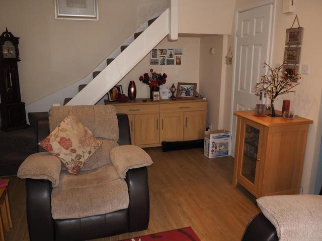  Image of 2 bedroom Terraced house for sale in Admirals Croft Hull HU1 at Hull Marina  Hull, HU1 2DR