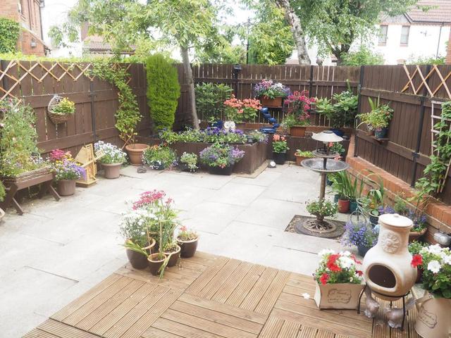  Image of 2 bedroom Terraced house for sale in Admirals Croft Hull HU1 at Hull Marina  Hull, HU1 2DR