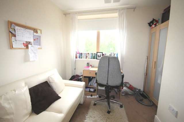  Image of 2 bedroom Flat to rent in Albemarle Road Beckenham BR3 at Beckenham Kent Beckenham, BR3 5LN