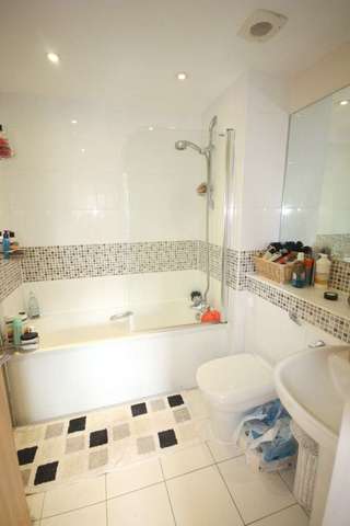  Image of 2 bedroom Flat to rent in Albemarle Road Beckenham BR3 at Beckenham Kent Beckenham, BR3 5LN