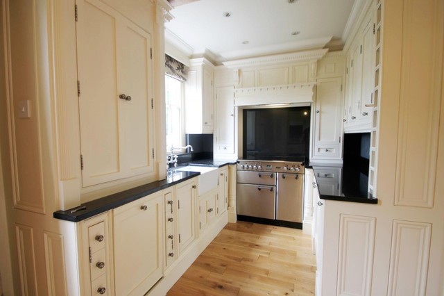  Image of 3 bedroom Terraced house to rent in Albert Street St. Albans AL1 at St Albans, AL1 1RU
