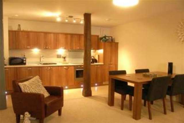  Image of 2 bedroom Flat to rent in Portland Street Worcester WR1 at Worcester, WR1 2NY