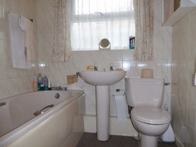  Image of 2 bedroom Detached house for sale in Alfred Road Stubbington Fareham PO14 at Alfred Road Stubbington Fareham, PO14 2QZ