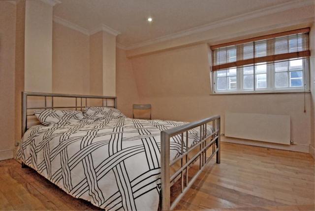  Image of Apartment to rent in Alie Street London E1 at London, E1 8DA