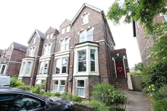  Image of 2 bedroom Flat for sale in Alton Road Prenton CH43 at Alton Road  Oxton, CH43 1UY