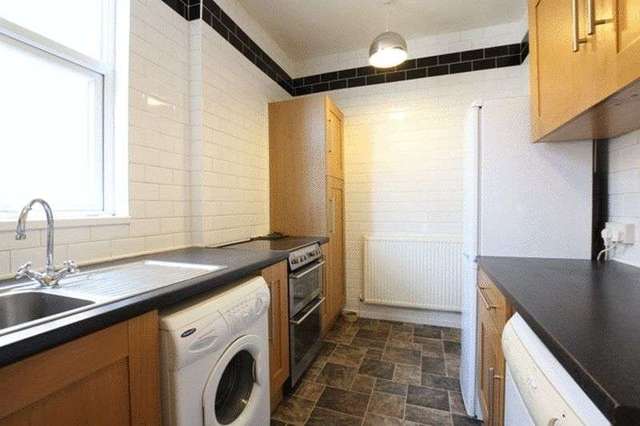  Image of 2 bedroom Flat for sale in Alton Road Prenton CH43 at Alton Road  Oxton, CH43 1UY