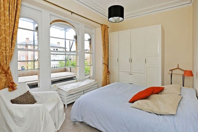  Image of 3 bedroom Flat for sale in Apsley Road Clifton Bristol BS8 at Apsley Road Clifton Bristol, BS8 2SH