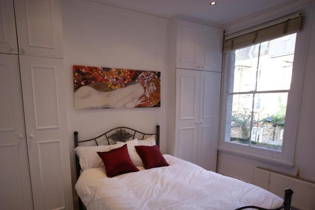  Image of 1 bedroom Flat to rent in Armadale Road London SW6 at Fulham  London, SW6 1JP