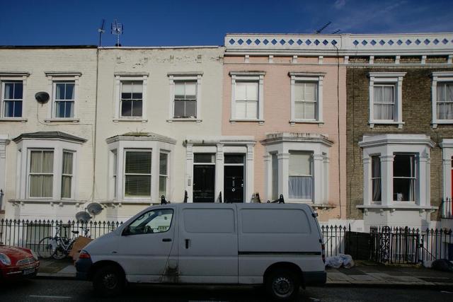  Image of 1 bedroom Flat to rent in Armadale Road London SW6 at Fulham  London, SW6 1JP