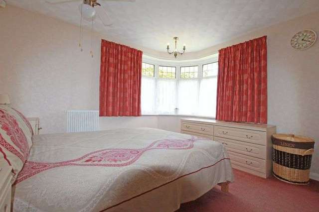  Image of 3 bedroom Property for sale in Cooper Road Ashurst Southampton SO40 at Cooper Road Ashurst Southampton, SO40 7DB