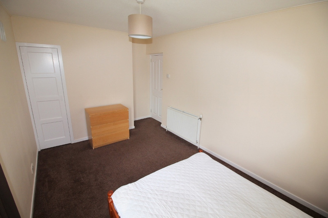  Image of 2 bedroom Flat to rent in Auldearn Gardens Aberdeen AB12 at Kincorth Aberdeen Aberdeen, AB12 5ND
