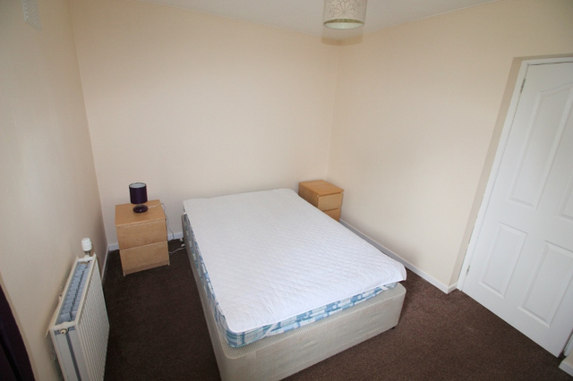  Image of 2 bedroom Flat to rent in Auldearn Gardens Aberdeen AB12 at Kincorth Aberdeen Aberdeen, AB12 5ND