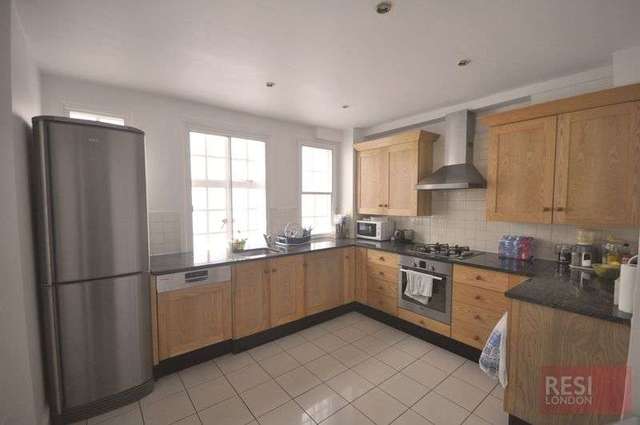  Image of 4 bedroom Flat to rent in Baker Street London NW1 at Baker Street  London, NW1 5SR