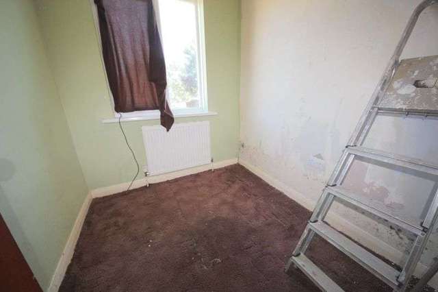  Image of 3 bedroom Property to rent in Balmoral Drive Hayes UB4 at Balmoral Drive  Hayes, UB4 8DH