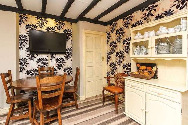  Image of 6 bedroom Detached house for sale in Barton Road Wrawby Brigg DN20 at Barton Road  Wrawby, DN20 8SQ