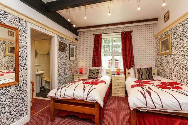  Image of 6 bedroom Detached house for sale in Barton Road Wrawby Brigg DN20 at Barton Road  Wrawby, DN20 8SQ
