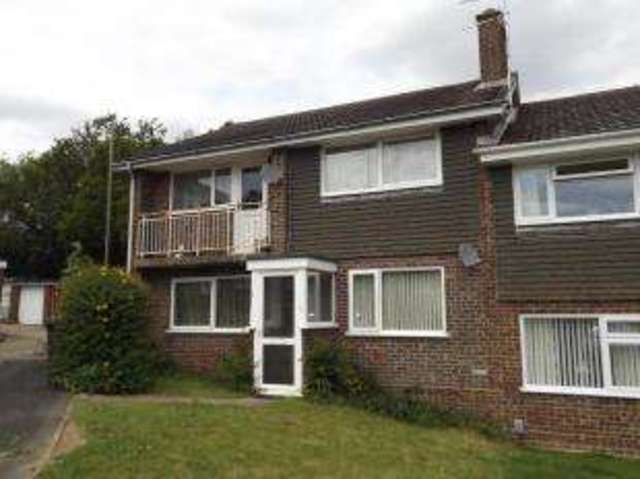  Image of 2 bedroom Maisonette for sale in Ravel Close Basingstoke RG22 at Basingstoke Hampshire Kempshott, RG22 4EB