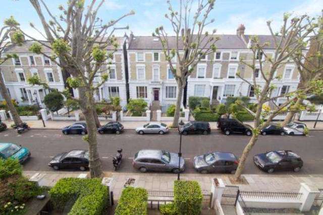  Image of 2 bedroom Flat for sale in Bassett Road London W10 at North Kensington London Latimer Road, W10 6LA