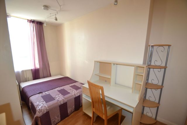  Image of 1 bedroom Flat to rent in Bathurst Mews London W2 at Bathurst Mews  London, W2 2SB