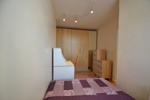  Image of 1 bedroom Flat to rent in Bathurst Mews London W2 at Bathurst Mews  London, W2 2SB