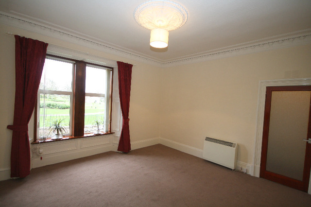  Image of 1 bedroom Flat to rent in Baxter Park Terrace Dundee DD4 at Stobswell Dundee Dundee, DD4 6NW