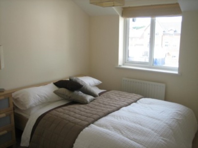  Image of 2 bedroom Flat for sale in Benham Drive Spencers Wood Reading RG7 at Benham Drive Spencers Wood Reading, RG7 1FB