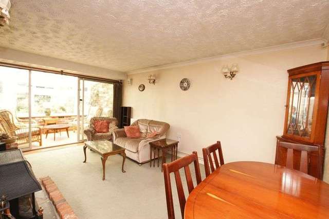  Image of 2 bedroom Detached house for sale in Bentley Crescent Fareham PO16 at Bentley Crescent  Fareham, PO16 7LU