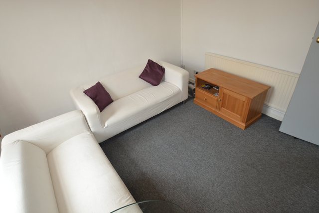  Image of 4 bedroom Detached house to rent in Beresford Road Newport NP19 at Newport  Newport, NP19 0AU