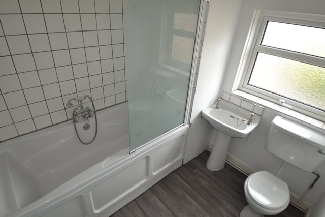  Image of 4 bedroom Detached house to rent in Beresford Road Newport NP19 at Newport  Newport, NP19 0AU