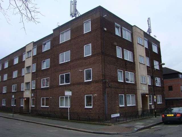  Image of 3 bedroom Flat to rent in Menotti Street London E2 at Menotti Street  London, E2 6HZ