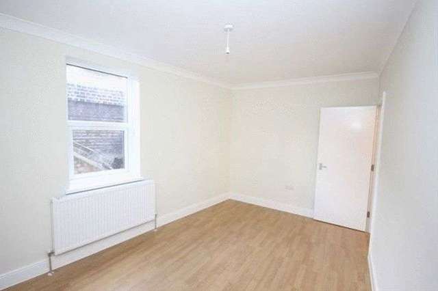  Image of 1 bedroom Flat to rent in Bethnal Green Road London E2 at Bethnal Green Road  London, E2 0EA