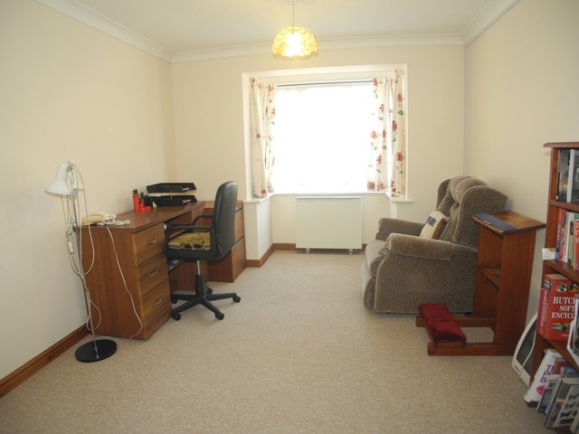  Image of 2 bedroom Ground Flat for sale in Temperance Place Blyburgate Beccles NR34 at Blyburgate  Beccles, NR34 9TH